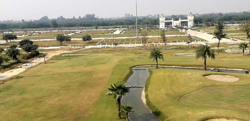 Golf Village